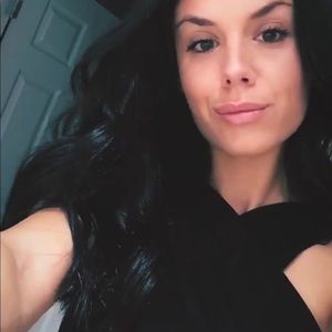 Meet your Posher, Jenna